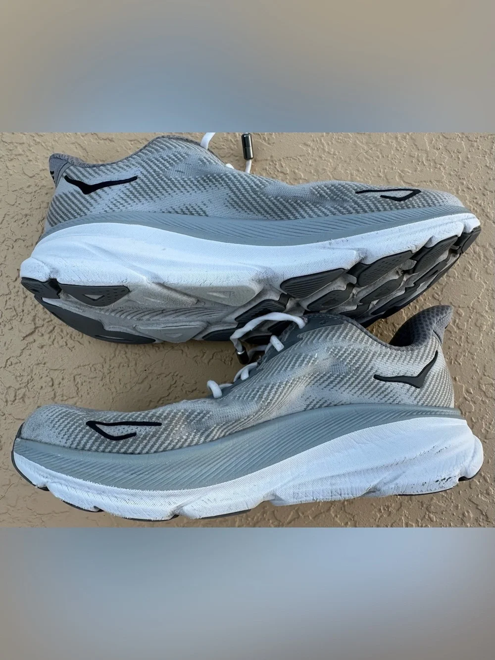 Hoka Clifton 9 Harbor Mist/Black/Gray Running Shoe Men’s Size 9D in VGC Clean
